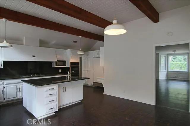 3669 Longridge Avenue, Sherman Oaks CA 91423 | Detached 4