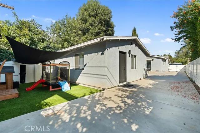 7235 Yarmouth Avenue, Reseda Ca 91335 | Detached 32