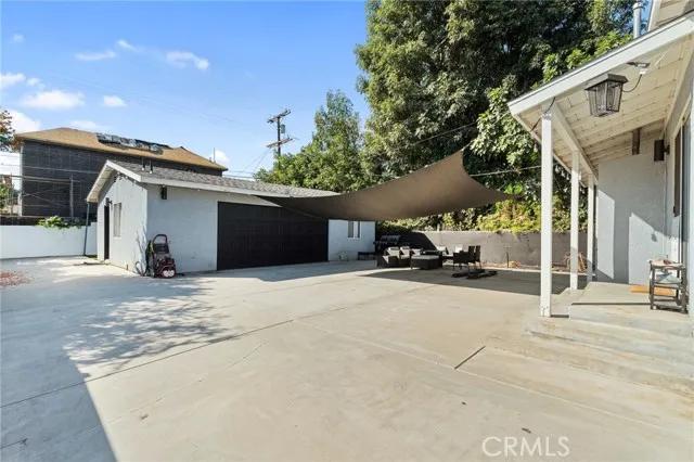 7235 Yarmouth Avenue, Reseda Ca 91335 | Detached 25