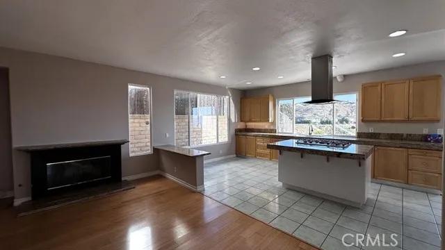 16295 Sun Summit Drive, Riverside Ca 92503 | Detached 13