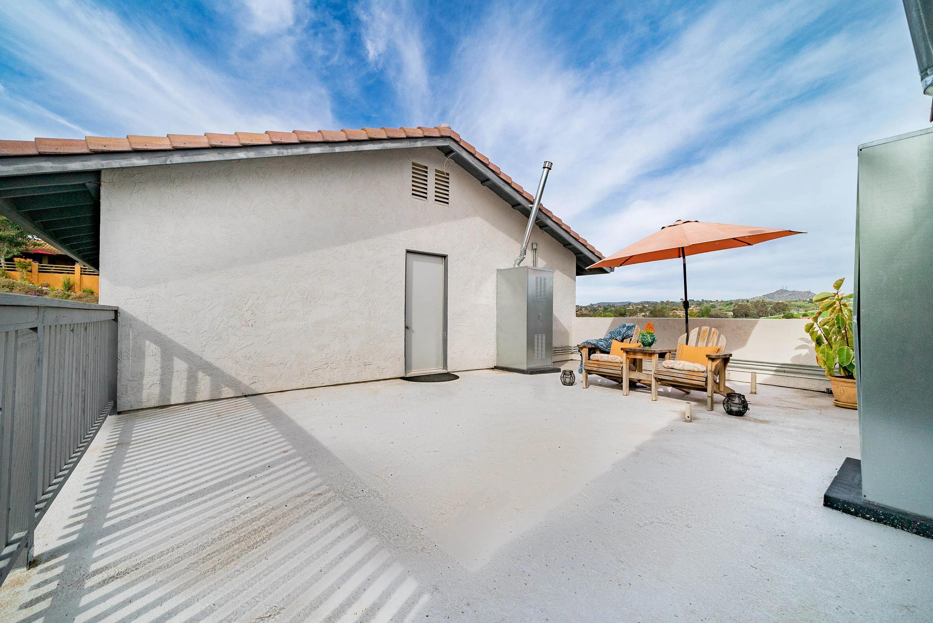 2820 Via Del Robles, Fallbrook CA 92028 | Detached 37