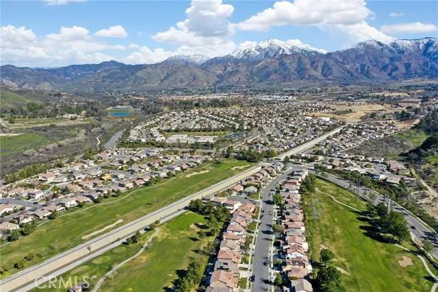 34094 Lake Breeze Drive, Yucaipa Ca 92399 | Detached 46