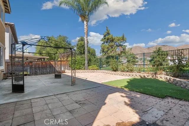 34094 Lake Breeze Drive, Yucaipa Ca 92399 | Detached 34