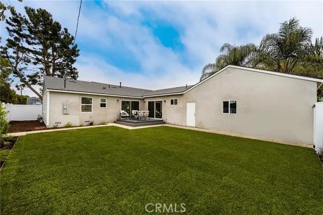 2069 N Greenbrier Road, Long Beach Ca 90815 | Detached 50