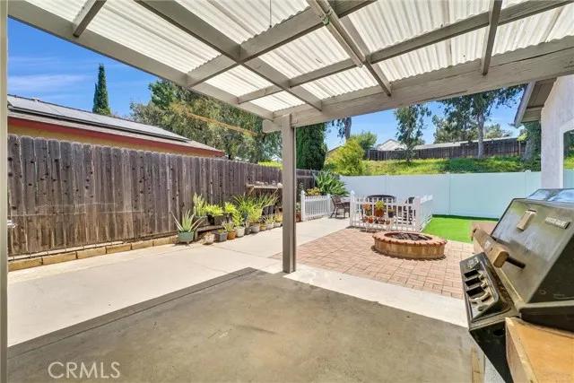 1486 Baird Street, Corona Ca 92882 | Detached 24