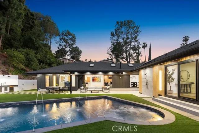 3814 Royal Meadow Road, Sherman Oaks Ca 91403 | Detached 4