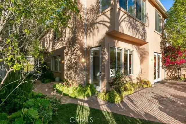 3623 Calle Joaquin, Calabasas Ca 91302 | Detached 30