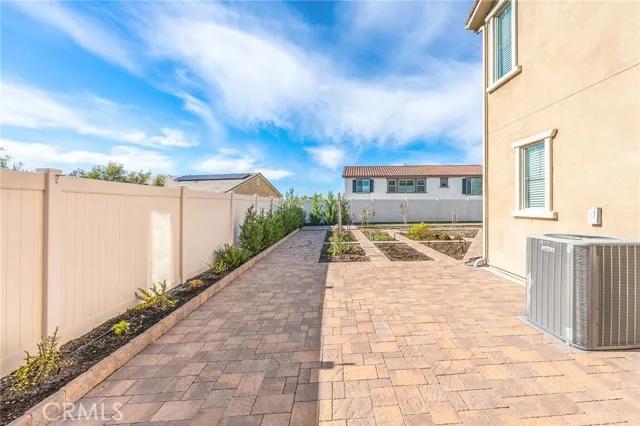 37825 Mockingbird Avenue, Murrieta Ca 92563 | Detached 29