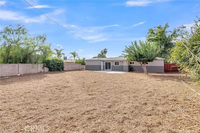 6835 Golondrina Drive, San Bernardino Ca 92404 | Detached 4