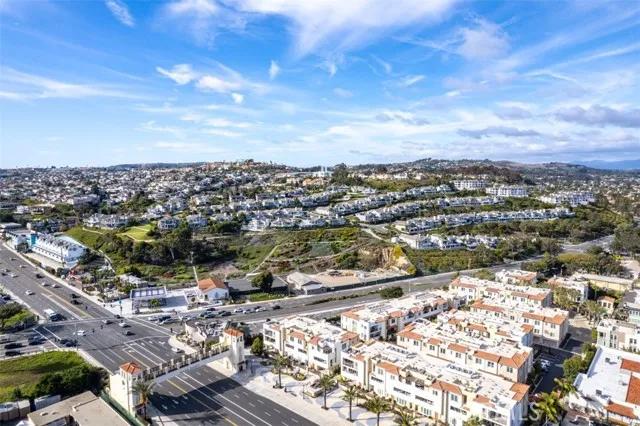 3327 Doheny Way, Dana Point Ca 92629 | Townhouse 24