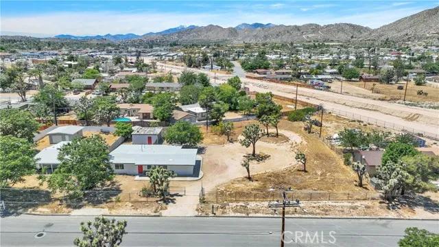 7184 Palm Avenue, Yucca Valley Ca 92284 | Detached 42