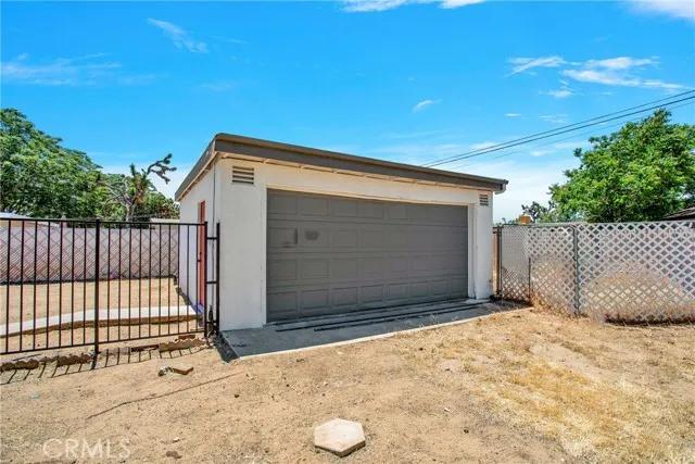 7184 Palm Avenue, Yucca Valley Ca 92284 | Detached 12