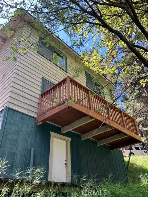 675 East Victoria Court, Lake Arrowhead Ca 92352 | Detached 4