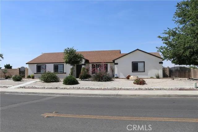 22192 Goshute Avenue, Apple Valley Ca 92307 | Detached 0