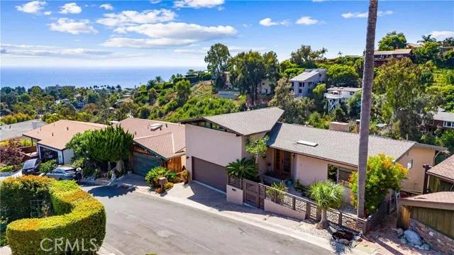 967 Meadowlark Lane, Laguna Beach Ca 92651 | Detached 2