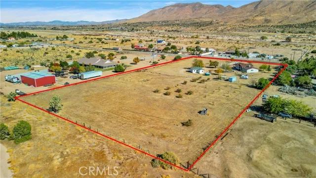 6022 Arrowhead Lake Road, Hesperia Ca 92345 | Detached 32