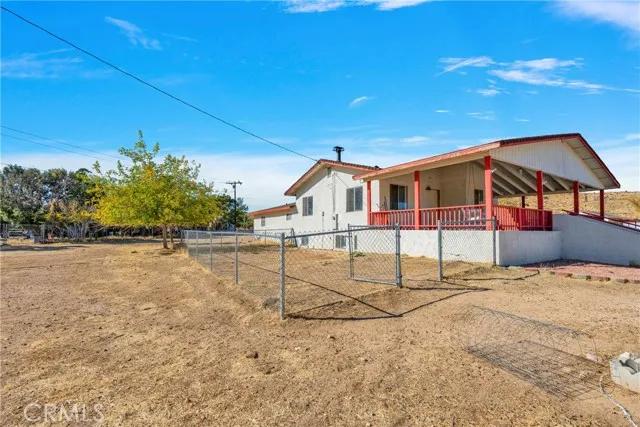 6022 Arrowhead Lake Road, Hesperia Ca 92345 | Detached 1