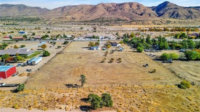 6022 Arrowhead Lake Road, Hesperia Ca 92345 | Detached 31