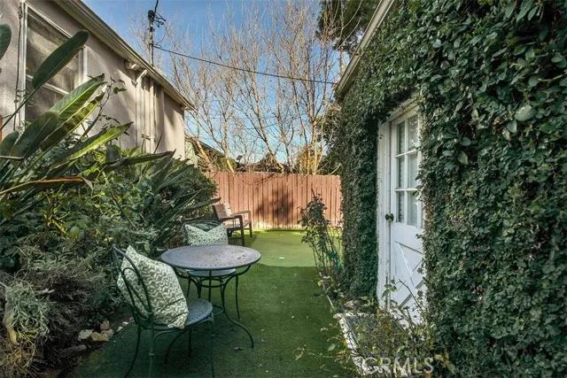 4712 Burnet Avenue, Sherman Oaks Ca 91403 | Detached 13