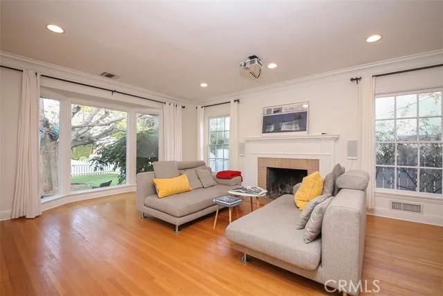 4712 Burnet Avenue, Sherman Oaks Ca 91403 | Detached 1