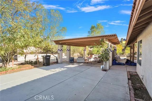 9329 Oasis Road, Pinon Hills Ca 92372 | Detached 30