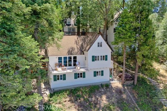 28901 Palisades Drive, Lake Arrowhead Ca 92352 | Detached 0