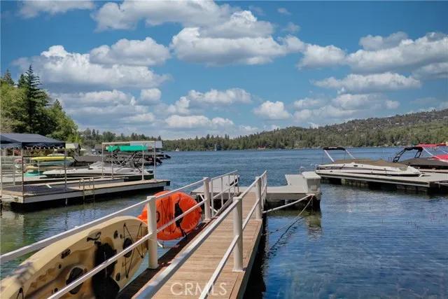 28901 Palisades Drive, Lake Arrowhead Ca 92352 | Detached 36