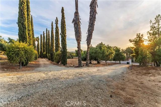 20640 Villa Knoll Drive, Perris Ca 92570 | Detached 38