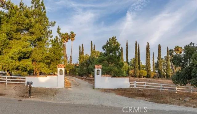 20640 Villa Knoll Drive, Perris Ca 92570 | Detached 40