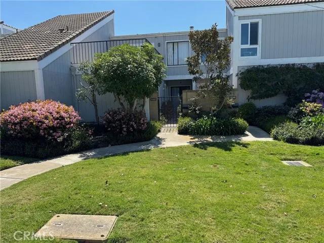 3876 Montego Drive, Huntington Beach CA 92649 | Detached 2