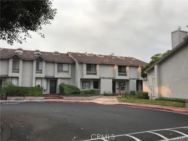 2220 E Chapman Avenue # 34, Fullerton Ca 92831 | Townhouse 22