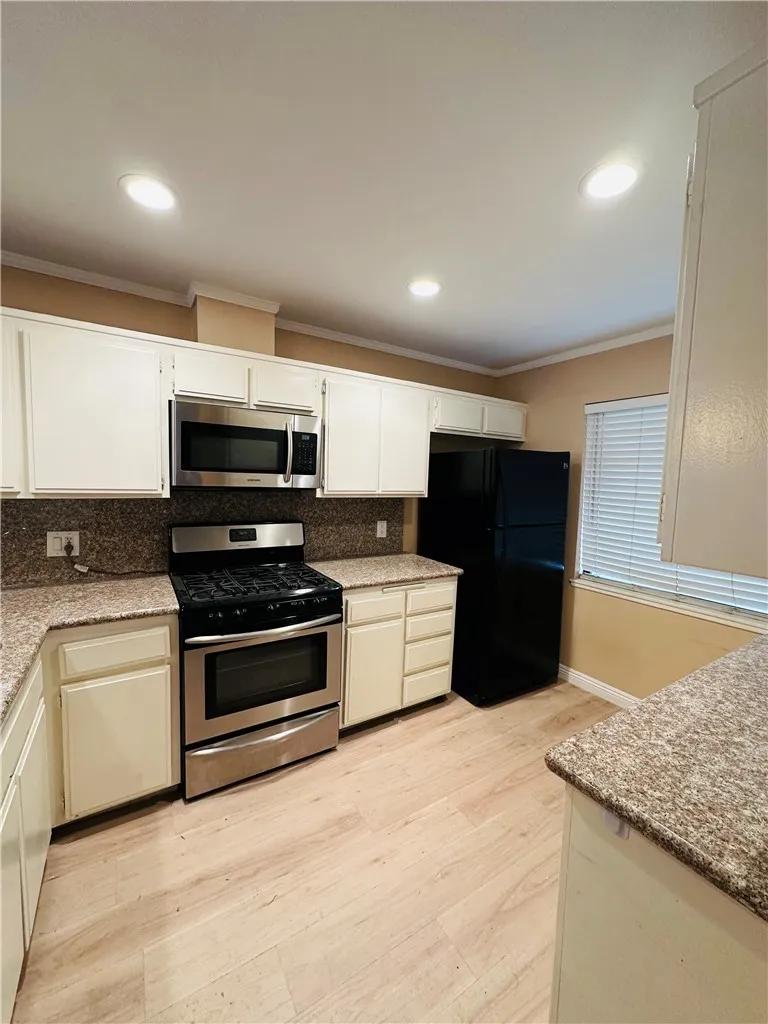 2220 E Chapman Avenue # 34, Fullerton Ca 92831 | Townhouse 3