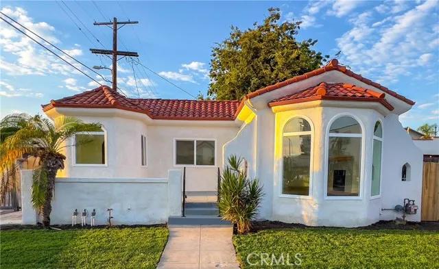 4380 W 28th Street, Los Angeles Ca 90018 | Detached 0