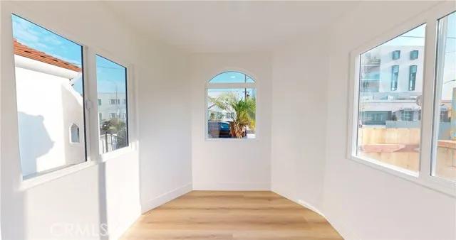 4380 W 28th Street, Los Angeles Ca 90018 | Detached 14