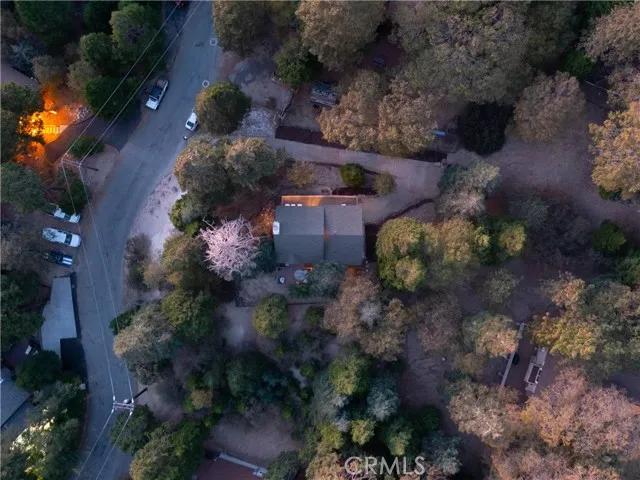 467 Cimarron Lane, Lake Arrowhead Ca 92352 | Detached 24