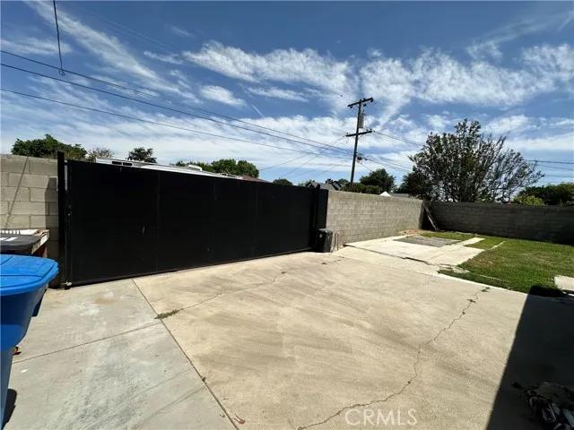 3008 Leonard Street, Bakersfield Ca 93304 | Detached 27