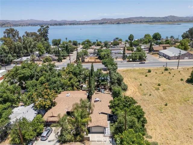 17410 Kniffen Avenue, Lake Elsinore Ca 92530 | Detached 26