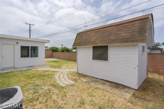 1144 E Columbia Avenue, Pomona Ca 91767 | Detached 18