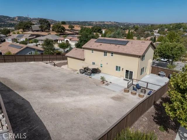 680 Red Cloud Road, Paso Robles Ca 93446 | Detached 43