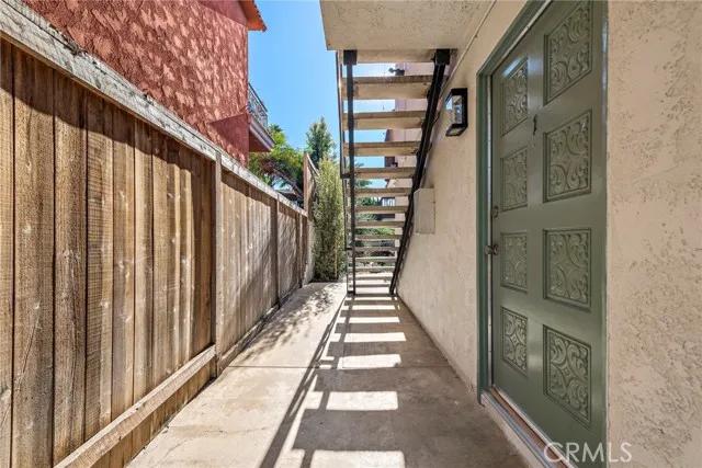 112 E Avenida San Gabriel # 1, San Clemente Ca 92672 | Apartment 3