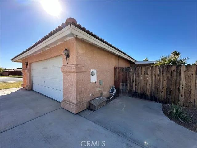 135 Village Drive, Blythe Ca 92225 | Detached 15