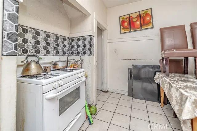 3031 E 6th Street, Los Angeles Ca 90023 | Multi Family 44