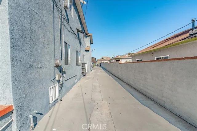 3031 E 6th Street, Los Angeles Ca 90023 | Multi Family 4