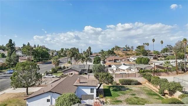 11179 Arlington Avenue, Riverside Ca 92505 | Detached 44