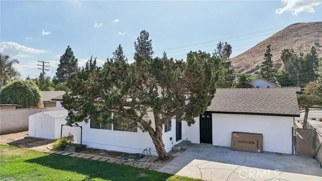 11179 Arlington Avenue, Riverside Ca 92505 | Detached 39