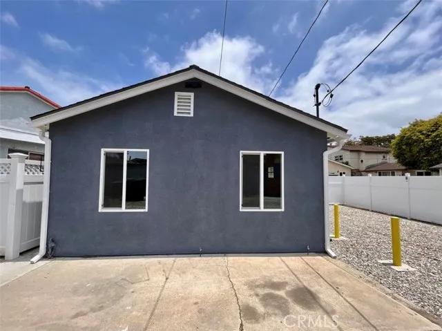 825 Acacia Ave., Torrance Ca 90501 | Detached 4