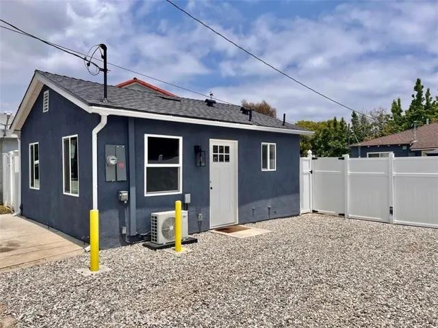 825 Acacia Ave., Torrance Ca 90501 | Detached 0