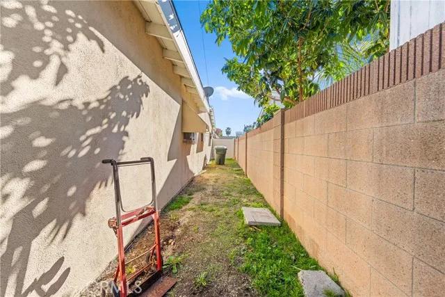 9691 Ingram Avenue, Garden Grove CA 92844 | Detached 48