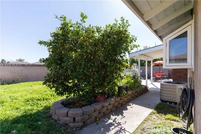 641 W Whittier Avenue, Hemet Ca 92543 | Detached 25