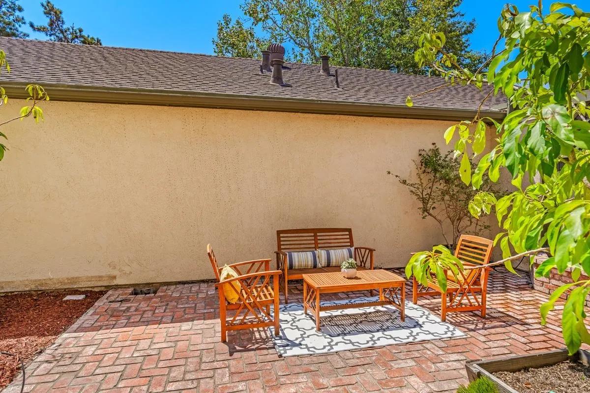 10522 Caminito Glenellen, Mira Mesa Ca 92126 | Townhouse 21